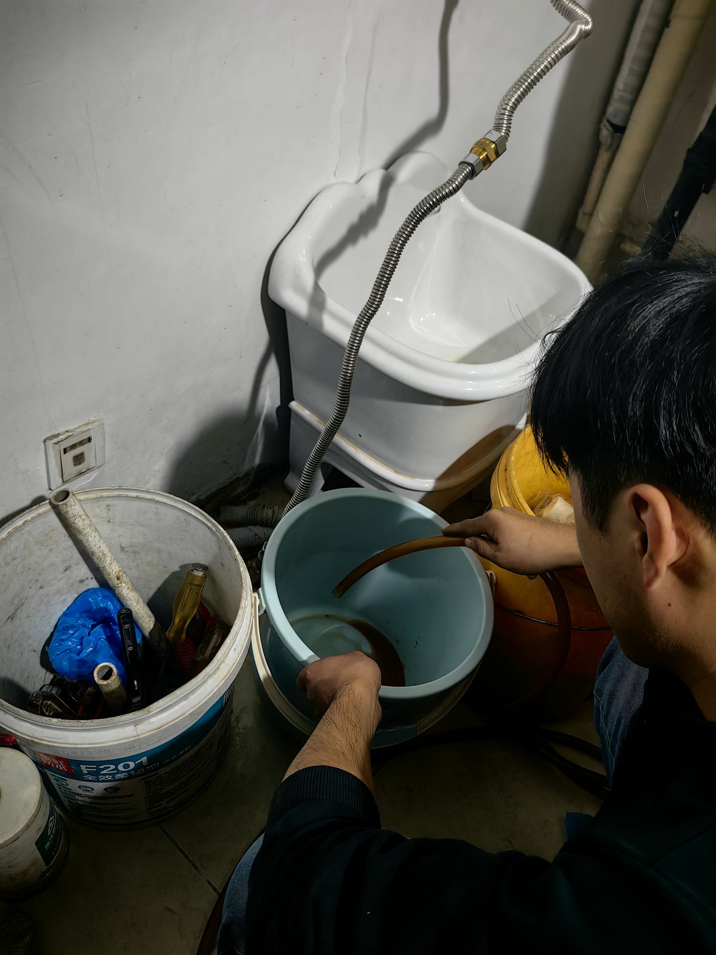御墅北区地暖清洗：逐路分水器回路清洗